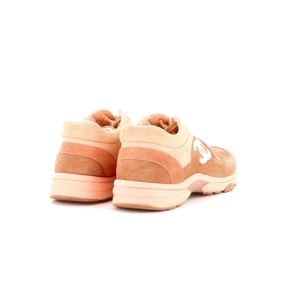 Chanel Women's CC Low-Top Sneakers Suede - Picture 3 of 6